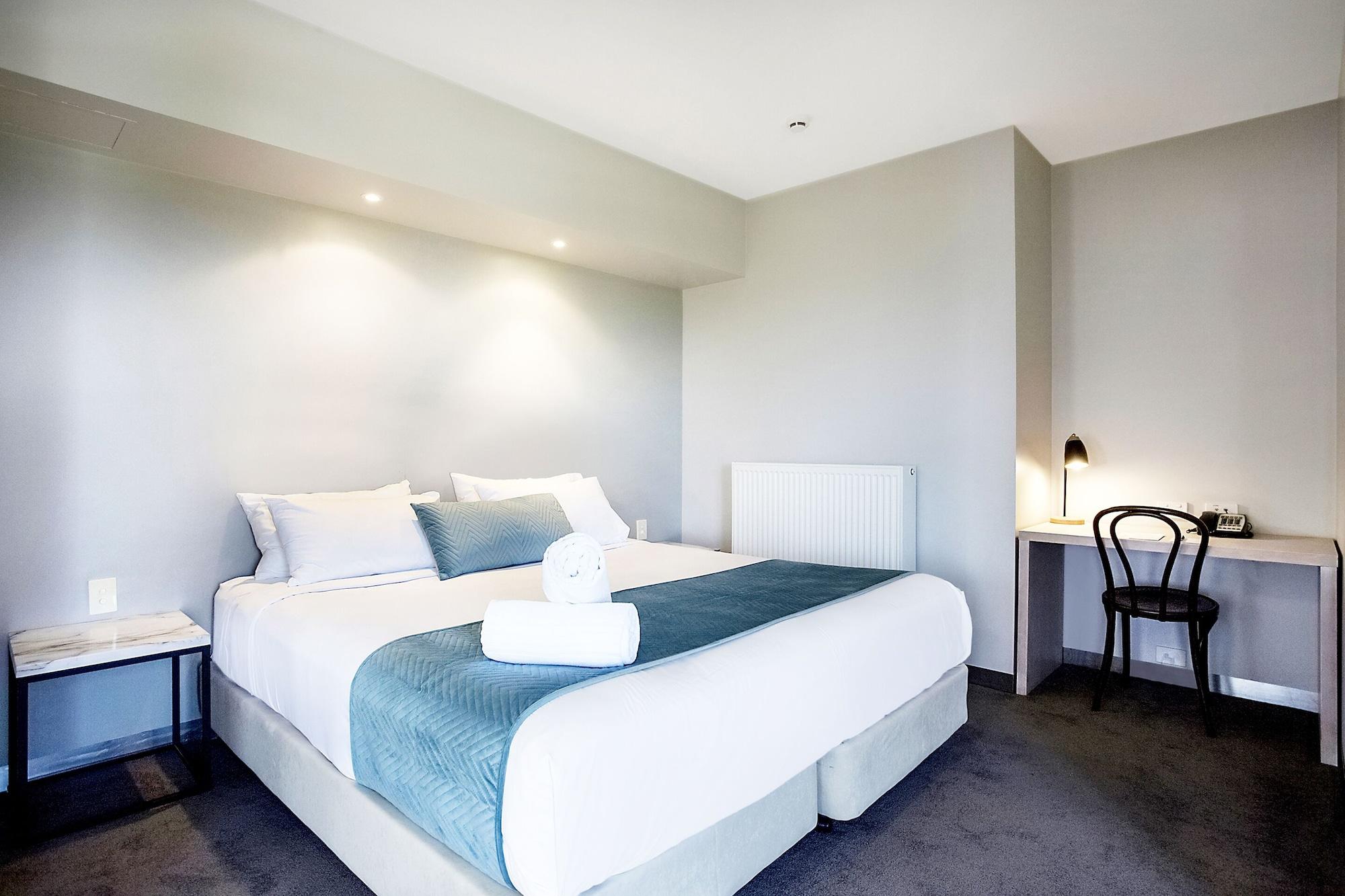 ดีป บลู โฮเต็ล แอนด์ ฮอตสปริงส์ Hotel วอร์นามบูล ภายนอก รูปภาพ